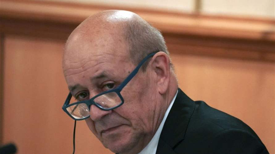 LBCI sources: French envoy Jean-Yves Le Drian to visit Lebanon next week