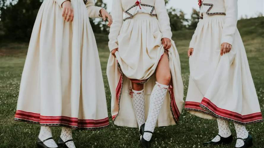 بسبب نقص الرجال في البلاد... نساء يلجأن إلى استئجار "زوج لساعة" في هذه الدولة الأوروبية! 