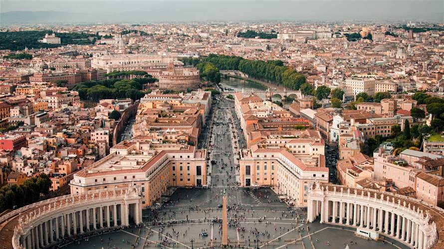 الفاتيكان يعلن تعيين أسقف جديد في الصين