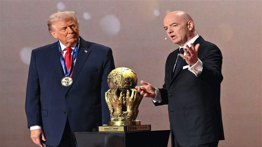 ترامب يفوز بالنسخة الأولى لجائزة فيفا للسلام
