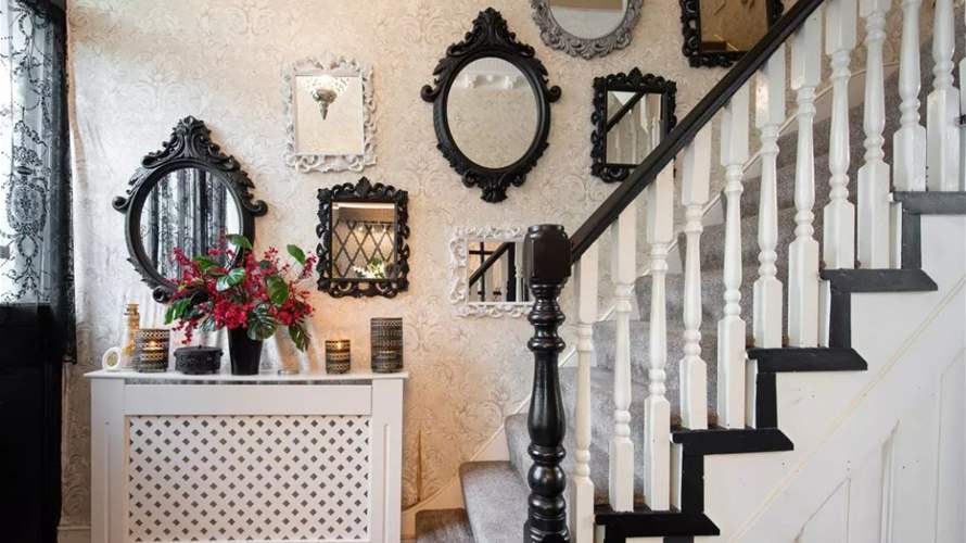 ما عثرا عليه مدفونا تحت الدرج في منزلهما الجدبد صادم... "يجب أن تُكتشف بعد موتي ورحيلي"