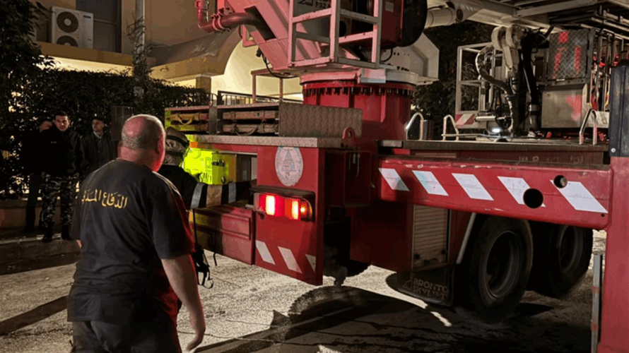 إخماد حريقين داخل منشرة في السمقانية ومرآب مبنى سكني في بدارو