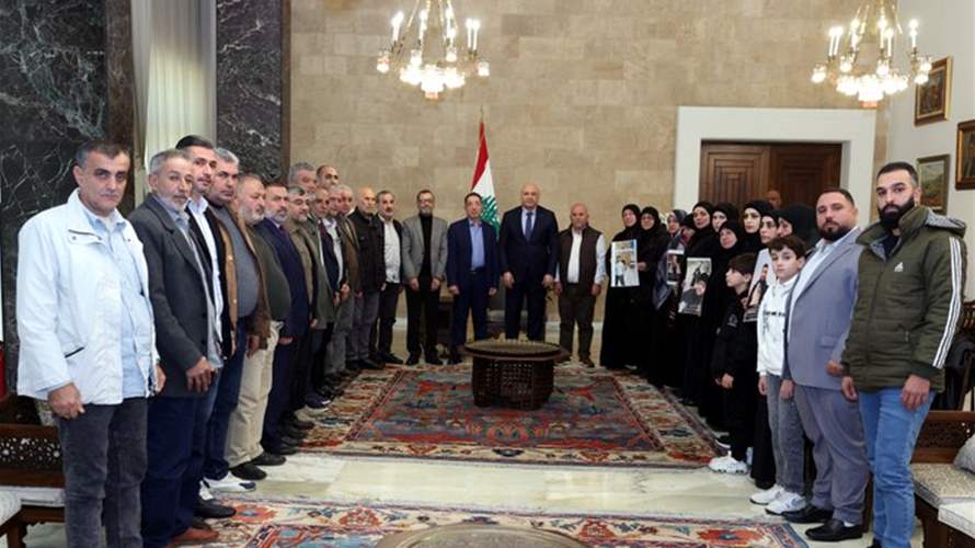 الرئيس عون شدد على أولوية ملف الاسرى في السجون الإسرائيلية: آمل ان نصل الى نتيجة للضغط على إسرائيل للتجاوب مع المطالب