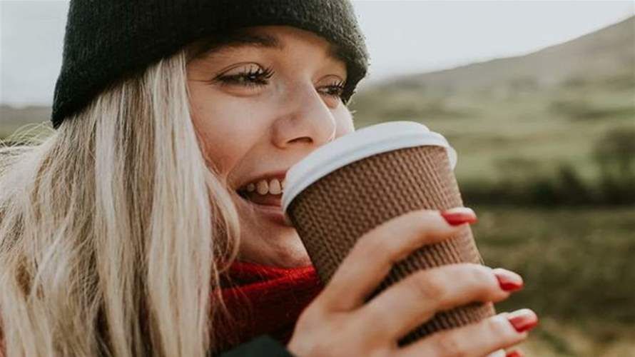 وسيلة بسيطة لتعزيز صحة العظام لدى النساء... هذا ما قاله الخبراء حول الشاي والقهوة 
