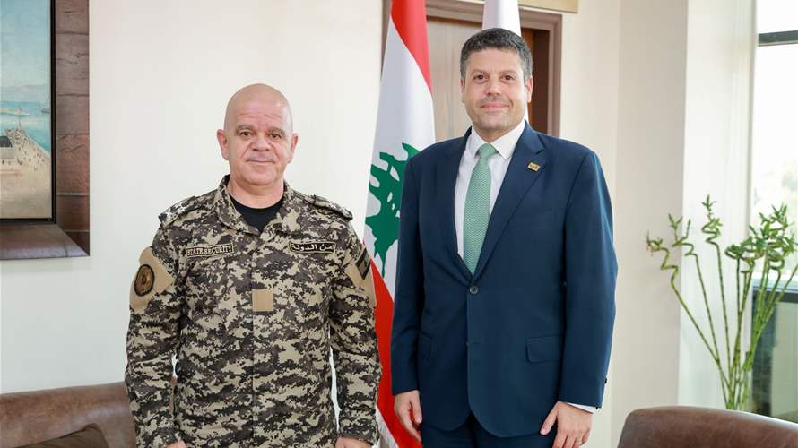 المدير العام لأمن الدولة زار مرفأ بيروت وبحث الأوضاع العامة مع النفّي