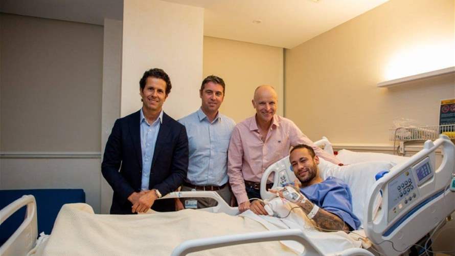 بعد تعرضه لإصابة... نيمار يخضع لعملية ناجحة في الركبة