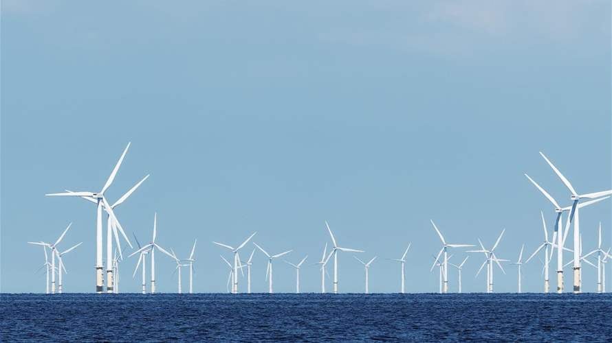 إدارة ترامب تعلّق مشاريع طاقة الرياح البحرية متذّرعة بأخطار على الأمن القومي