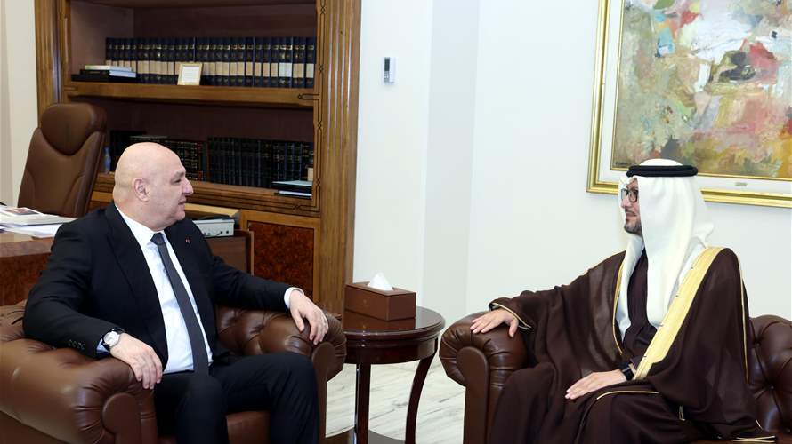 President Aoun meets Saudi ambassador to discuss bilateral ties and current developments