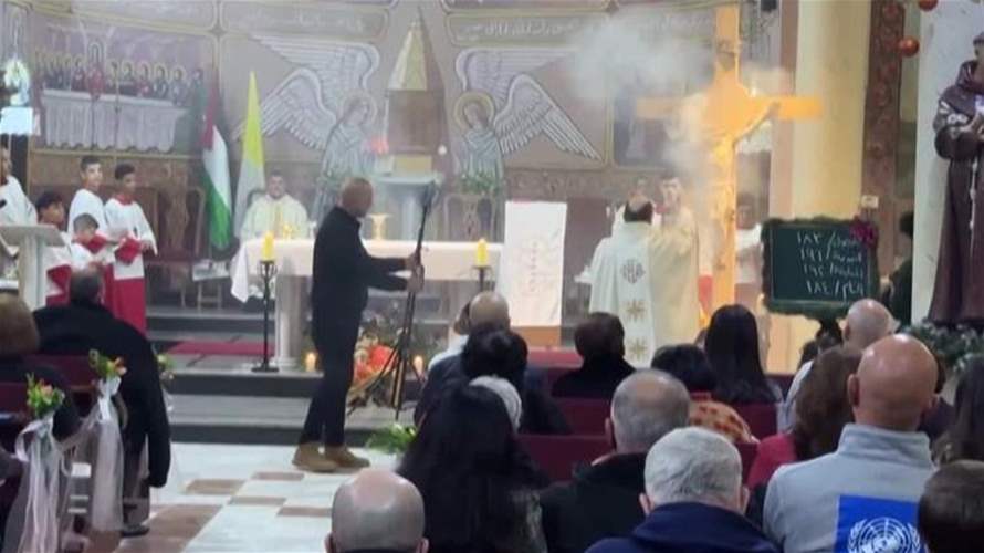  بعد مرور عامين على الحرب… مسيحيو غزة يحيون قداس الميلاد