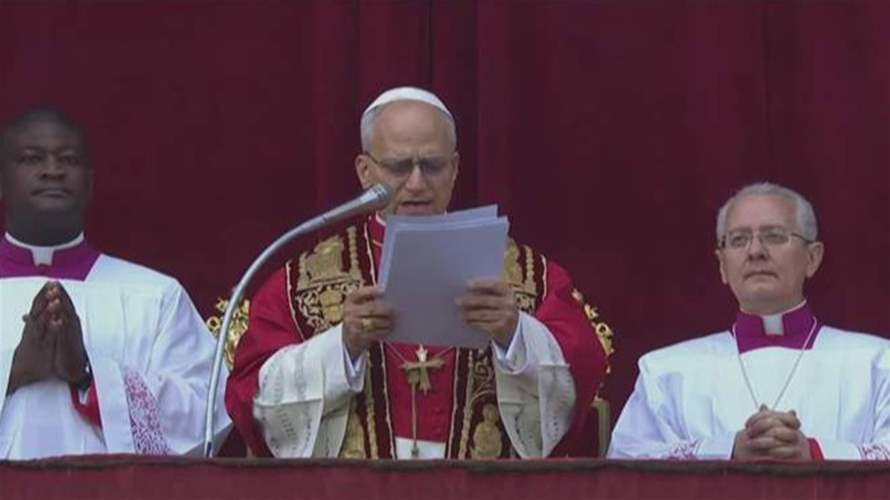 في عظة ورسالة الميلاد... تحية من البابا لمسيحيي الشرق ونداء لإنتهاج الحوار والسلام