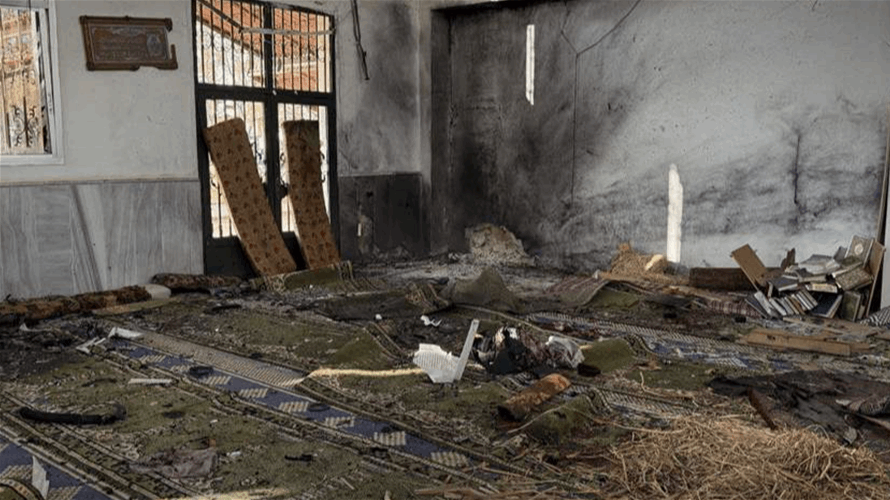 خمسة قتلى و17 جريحا بانفجار داخل مسجد في مدينة حمص