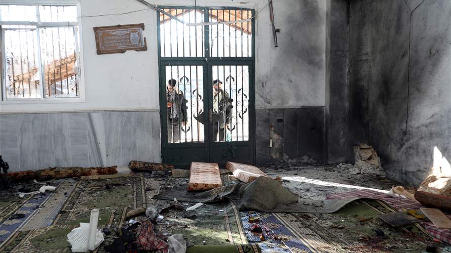 مجموعة "سرايا أنصار السنّة" المتطرفة تتبنى تفجير المسجد في وسط سوريا 