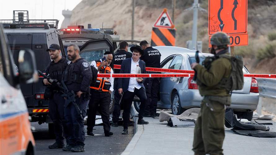 السلطات الإسرائيلية: مقتل شخصين في هجوم شنه فلسطيني