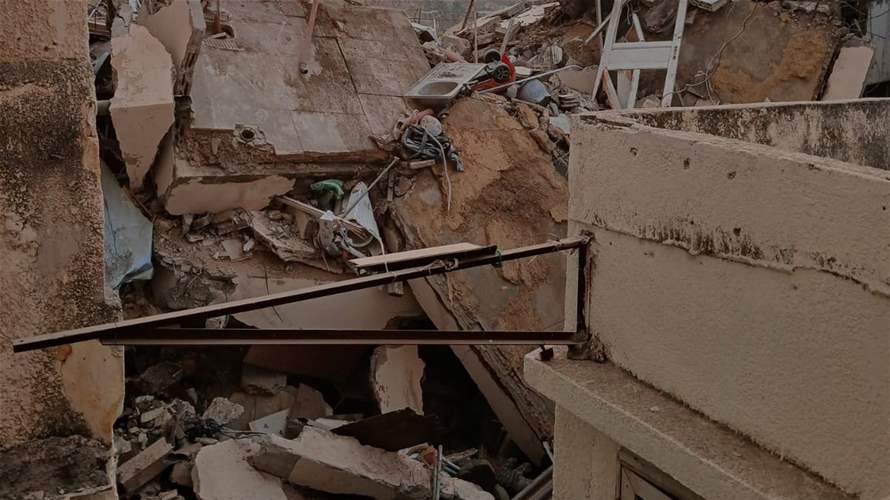 الدفاع المدني: انهيار المبنى في ضهر المغر بعد اخلائه ولا إصابات