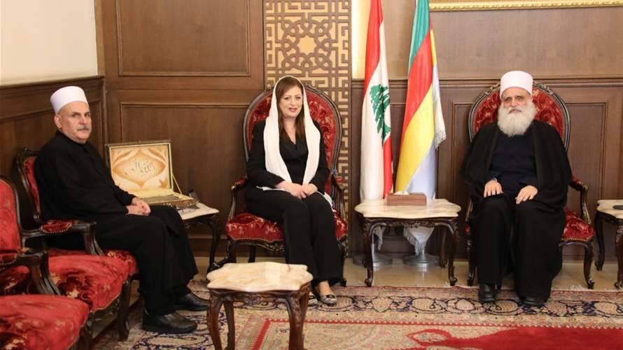 سلسلة لقاءات لشيخ العقل