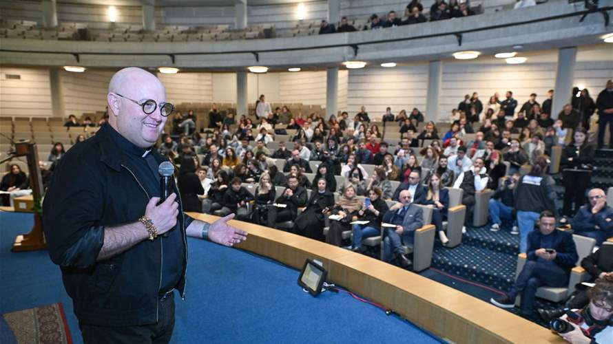 الأب غييرمي في ضيافة جامعة الروح القدس - الكسليك: هذه رسالتي