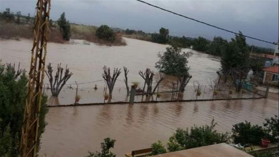 فيضان النهر الكبير والمياه غمرت بلدات سهل عكّار