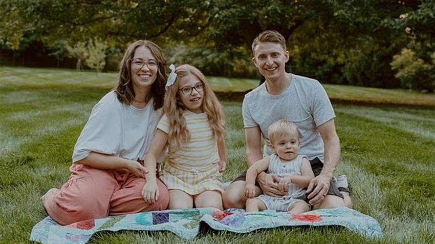 لامة بسيطة كشفت لها الفاجعة… طفلاها مصابان بمرض نادر يسرق الذاكرة تدريجيًا وهذه التفاصيل