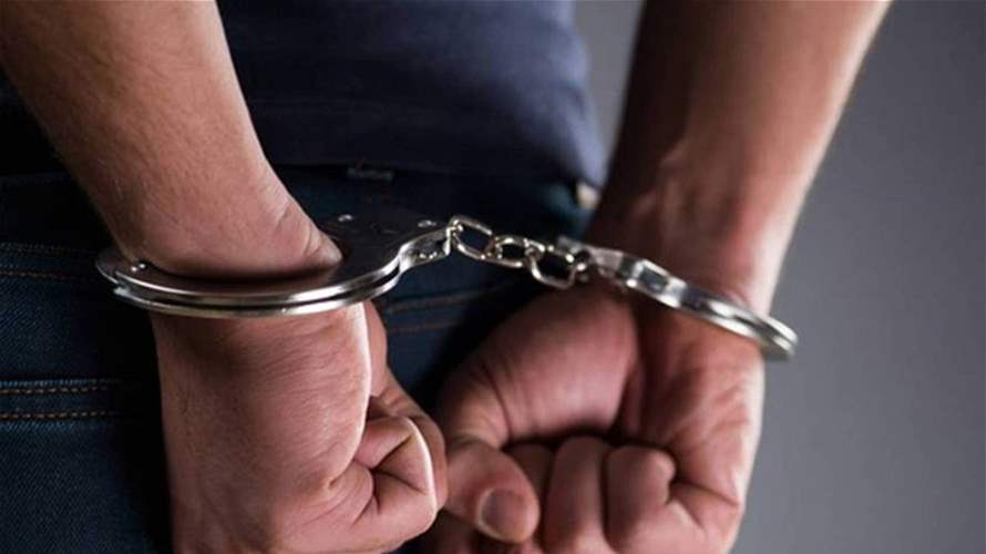  شعبة المعلومات توقف مطلوبًا بجرم محاولة قتل وسرقة في حلبا