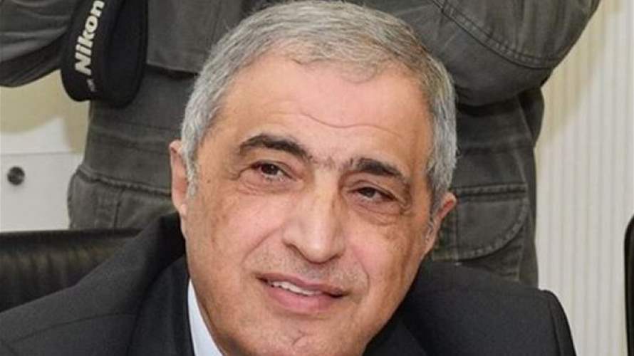 هاشم دعا إلى الهدوء والتعاطي بحكمة مع الملفات الوطنية