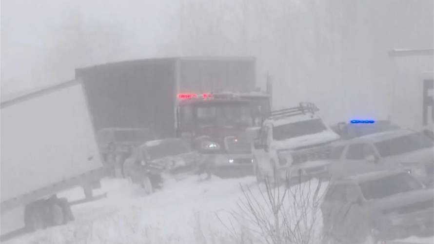 بالفيديو - حادث تصادم بين أكثر من مئة سيارة وشاحنة يغلق طريقا سريعا في ولاية ميشيغن الأميركية