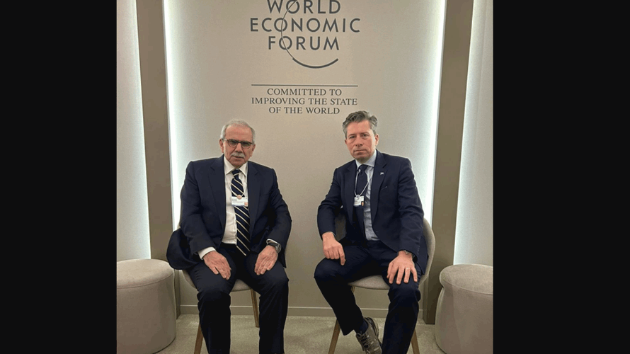 PM Salam discusses investment opportunities with global business leaders in Davos