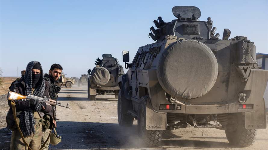 قوات الأمن السورية تدخل مخيم الهول بعد انسحاب القوات الكردية (مراسل ا ف ب)