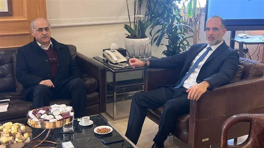 رسامني عقد سلسلة لقاءات إنمائية مع نواب