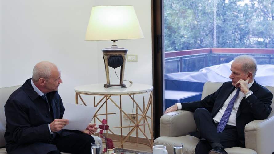 عيسى يشيد بأداء "كهرباء زحلة"