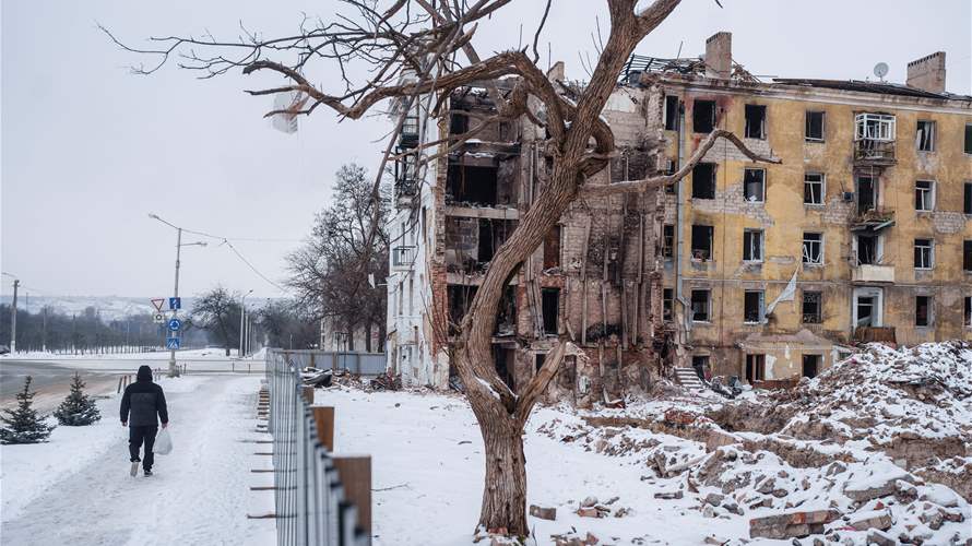 Russian strike on Ukraine's Kyiv leaves 1,700 buildings still without heat, mayor says