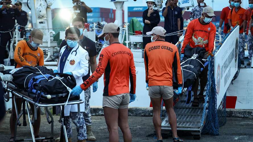 Death toll in Philippine boat accident climbs to 15, hundreds rescued