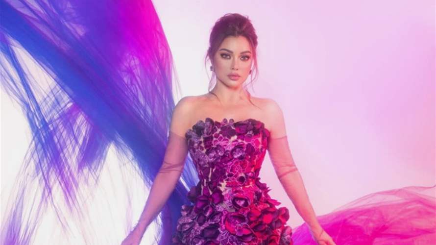 بدت في غاية الأنوثة... إطلالة ملفتة لهيفاء وهبي ضمن أسبوع الموضة في باريس (فيديو)