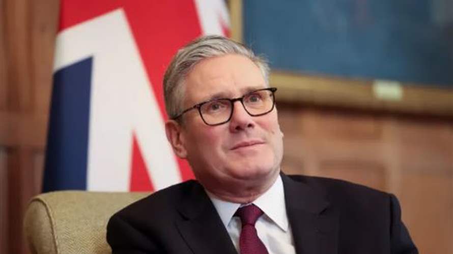 رئيس الوزراء البريطاني يؤكد في بكين أن تحسين العلاقات مع الصين أمر "حيوي"