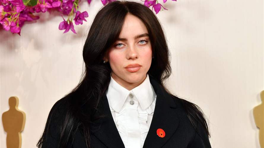 وسط علاقتها الرومانسية مع نات وولف... خاتم بيلي إيليش يثير ضجة في حفل غرامي 2026 (صورة)