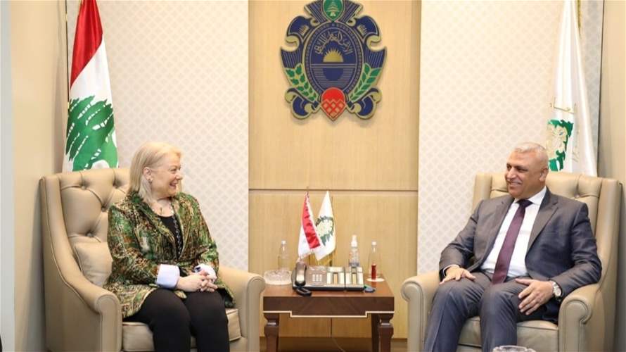 اللواء شقير عرض وسفيرة اليونان الاوضاع في لبنان والمنطقة