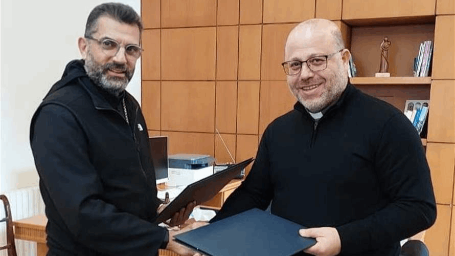 تعاون بين مطرانية أنطلياس المارونية وجامعة الروح القدس - الكسليك لحفظ التراث الكنسي