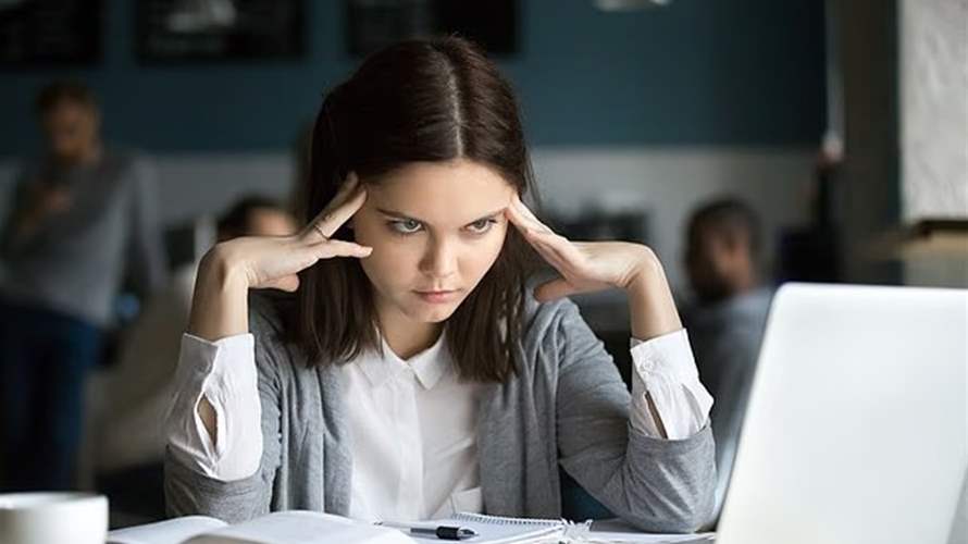 "جيل Z يعتقد أنه أكثر ذكاءً مما هو عليه بالواقع"... العلم يكشف: للمرة الأولى في التاريخ جيل كامل أقلّ ذكاءً من آبائه