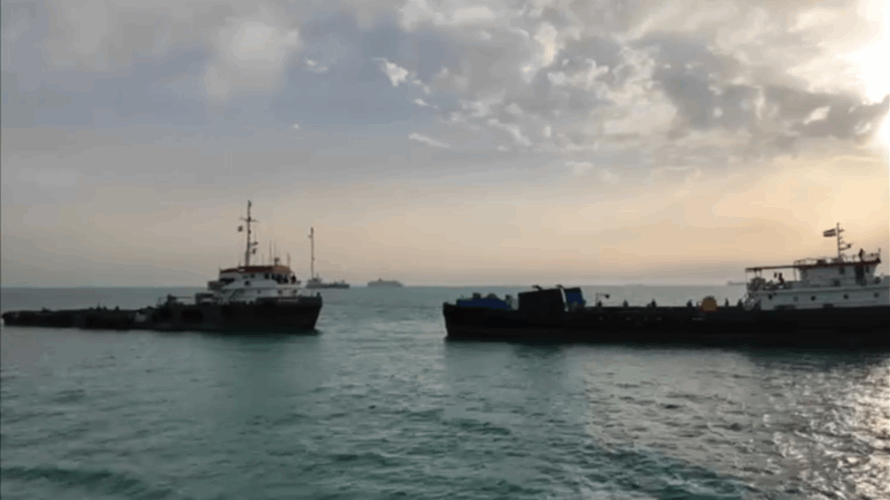 إعلام إيراني رسمي: الحرس الثوري يحتجز سفينتين في الخليج تحملان وقودا مهربا