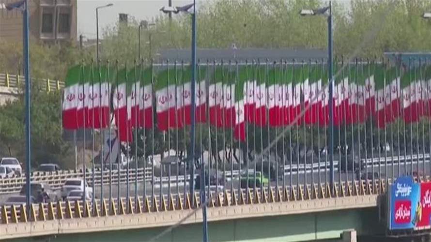 إيران بين مسقط وطهران: تفاوضٌ مرن في الخارج وقبضةٌ مشدودة في الداخل