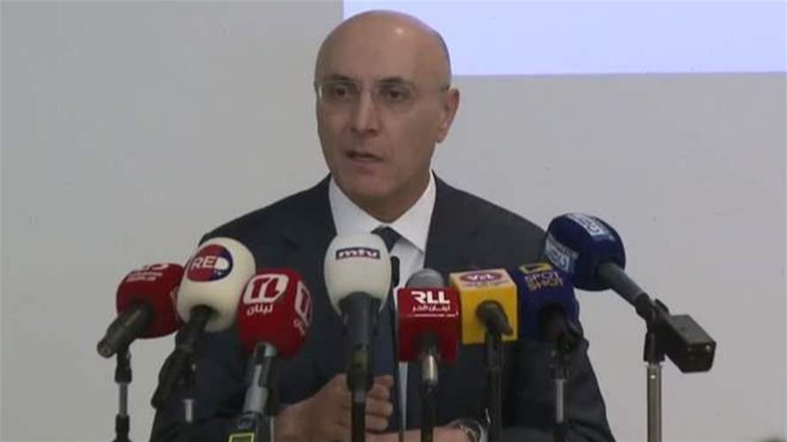 وزير الداخلية في حوار مفتوح مع طلاب جامعة الروح القدس: الانتخابات في موعدها