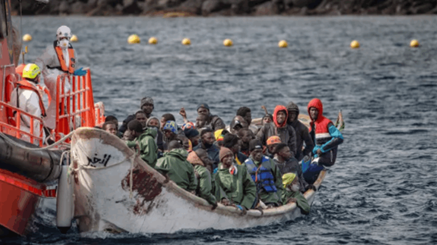 انقلاب عبارة ركّاب في نهر... و15 قتيلًا