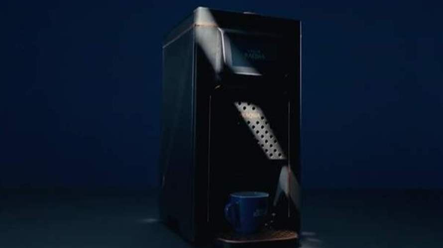 فنجان القهوة اللبنانية  الاصيلة من لبنان إلى العالم من خلال ألة ذكية متطورة