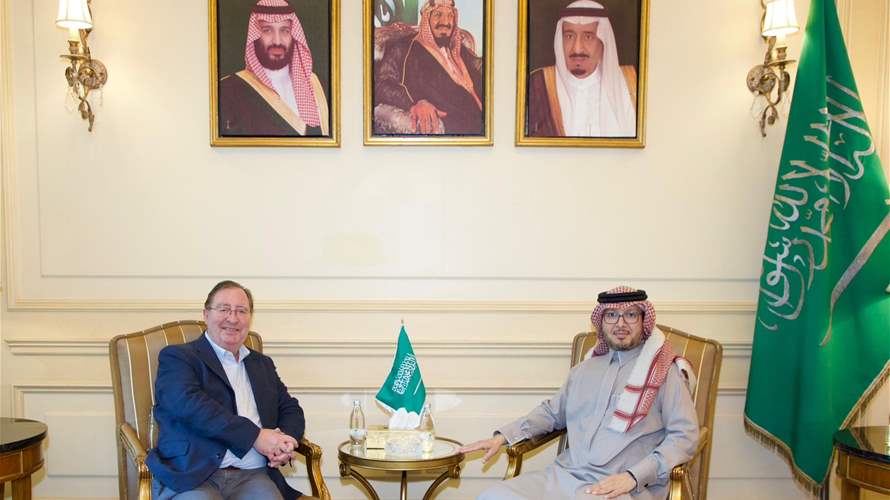 السفير السعودي يستقبل السفير البريطاني