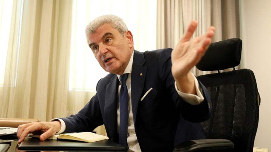 وزير الصناعة يُمهل المؤسسات غير المرخّصة حتى 15 نيسان 2026 لتسوية أوضاعها