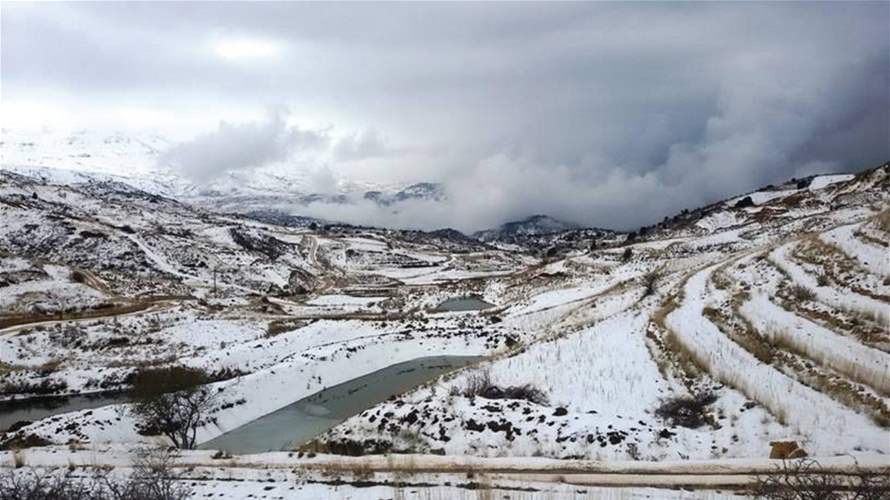 طقس ممطر وثلوج جبلا...