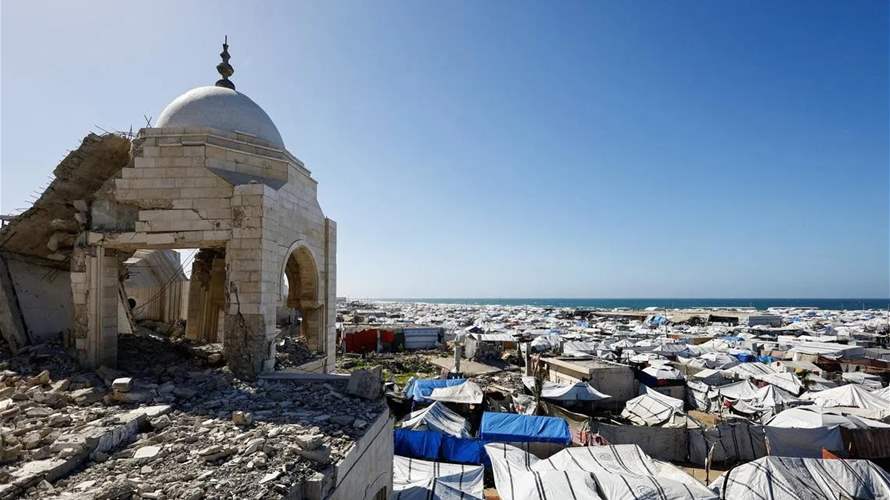 Ramadan begins in Gaza amid ruins of shattered mosques