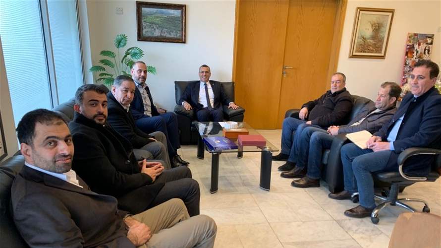 وزير الزراعة إستقبل وفداً من مزارعي القنّب من الهرمل