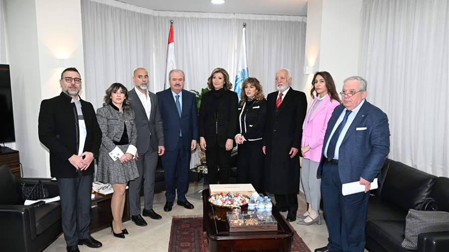 وزير المالية يلتقي وفد كتاب العدل لمناقشة تحسين المعاملات وتسهيل توريد الرسوم