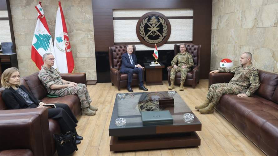 Lebanese Army chief receives invitation to Paris conference on army support 