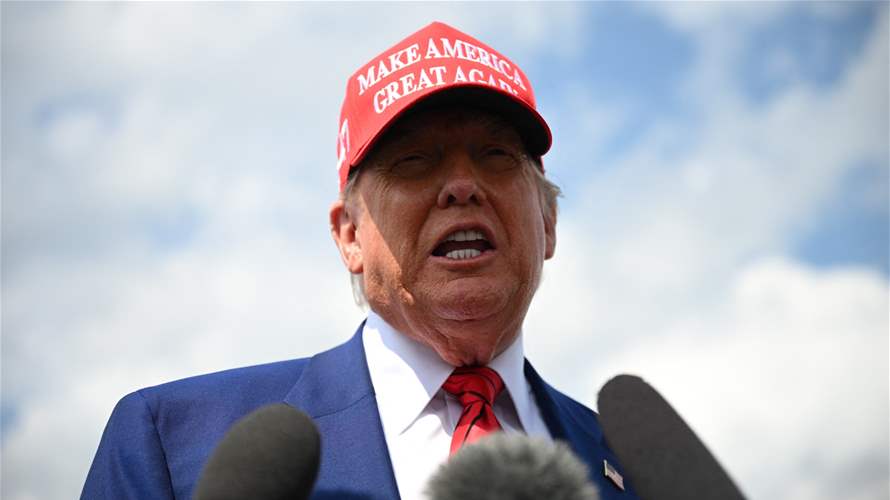 ترامب: أميركا تغرق 9 سفن إيرانية وتدمر مقر البحرية